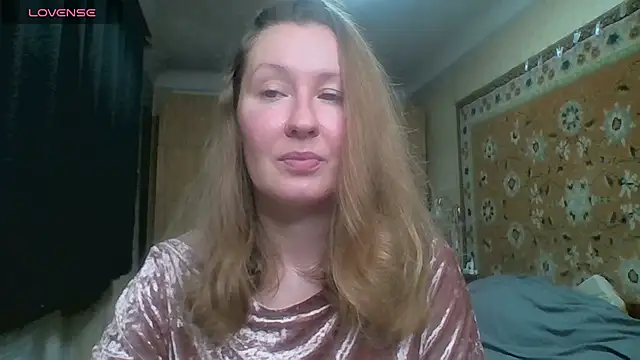 AnnaXLovers online show from December 2025 10:00:02 AM