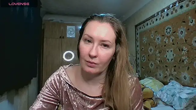 AnnaXLovers online show from February 2026 12:27:01 PM