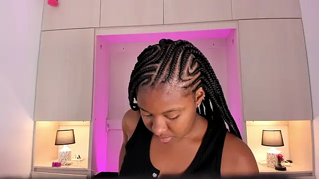 tamaraa smiith online show from January 2025 11:54:02 AM