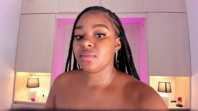 tamaraa smiith online show from February 2025 06:02:02 PM