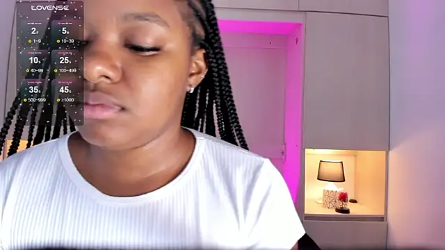 tamaraa smiith online show from February 2025 11:44:02 AM