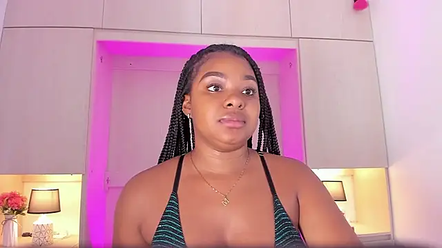 tamaraa smiith online show from March 2025 03:15:02 PM