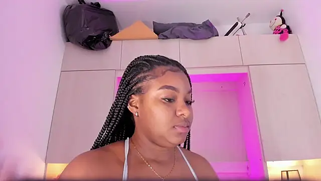 tamaraa smiith online show from March 2025 06:08:02 PM