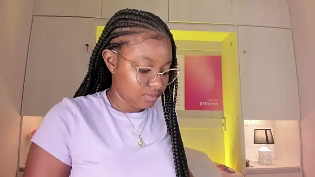 Snapshot of tamaraa_smiith chatting on February 2026 07:36:01 PM tamaraa smiith online show from February 2026 07:36:01 PM