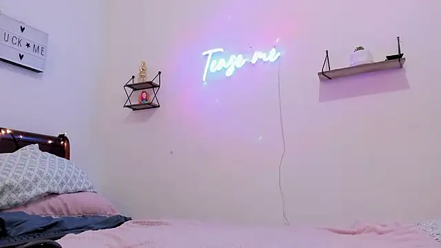 Manuela monroe online show from January 2026 03:09:02 AM