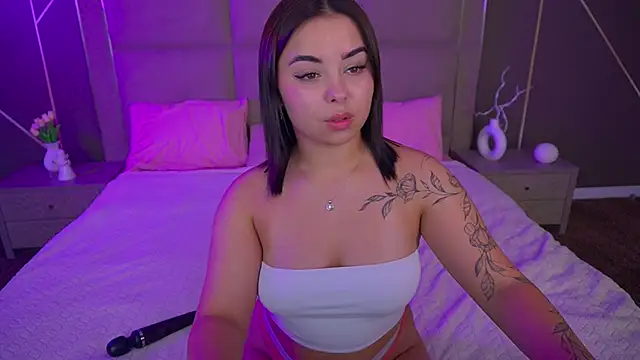 SusieWood online show from October 2025 07:52:01 PM