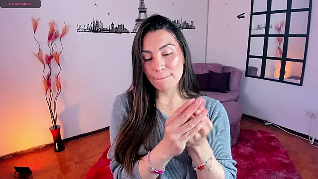 Elizabeth taylor b online show from March 2025 06:33:01 PM