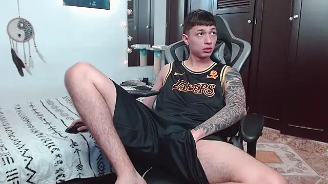 aaron blug online show from December 2024 05:04:01 PM