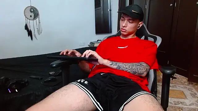 aaron blug online show from February 2025 04:55:01 AM