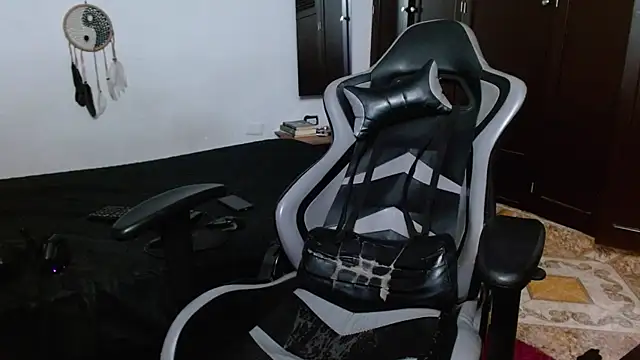 aaron blug online show from February 2025 03:34:02 AM