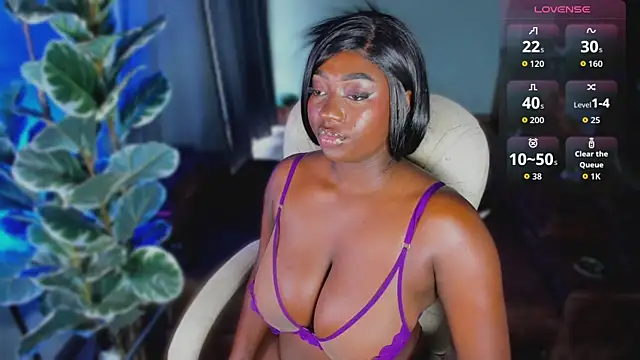 Almaahotxxx online show from June 2026 01:31:02 PM