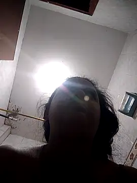  Miaaleon online show from November 2025 10:48:02 AM