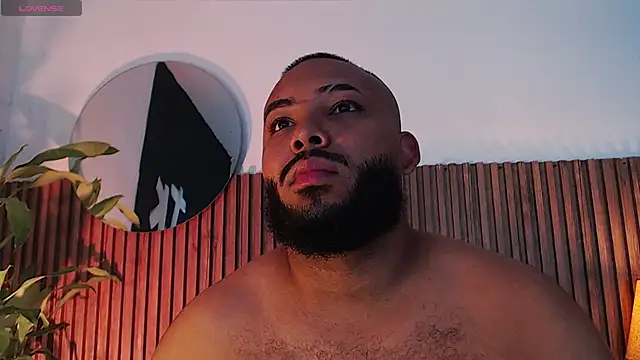 DilanJonnes  online show from November 2025 09:05:02 PM