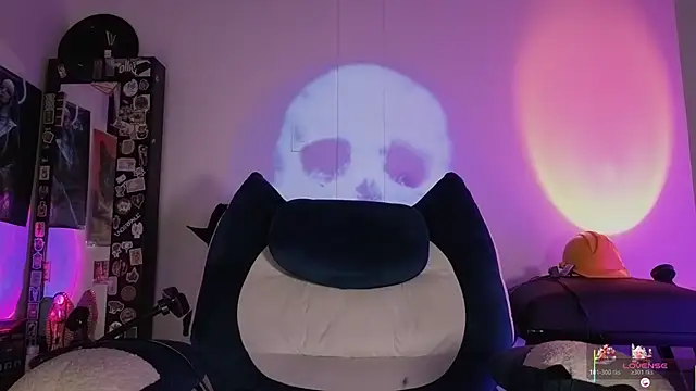 Ash gusbig online show from December 2025 03:04:02 AM