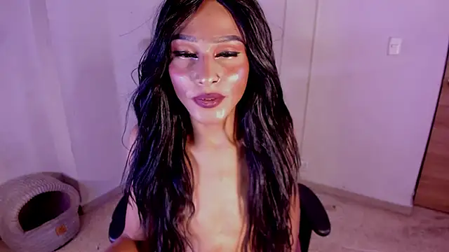 Snapshot of carolinemiller7 chatting on January 2026 10:29:01 AM carolinemiller7 online show from January 2026 10:29:01 AM