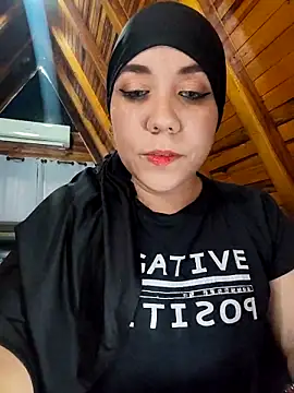 AmbarBurhan online show from February 2026 04:32:01 PM