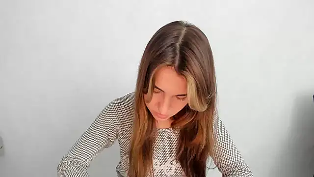 Snapshot of Summmmersky chatting on February 2025 12:16:01 PM Summmmersky online show from February 2025 12:16:01 PM