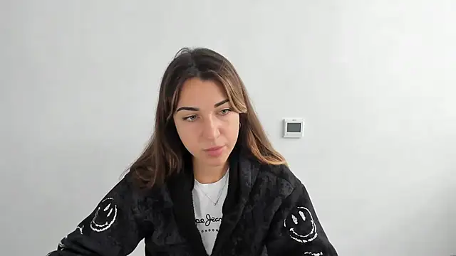 Snapshot of Summmmersky chatting on November 2025 08:36:02 AM Summmmersky online show from November 2025 08:36:02 AM