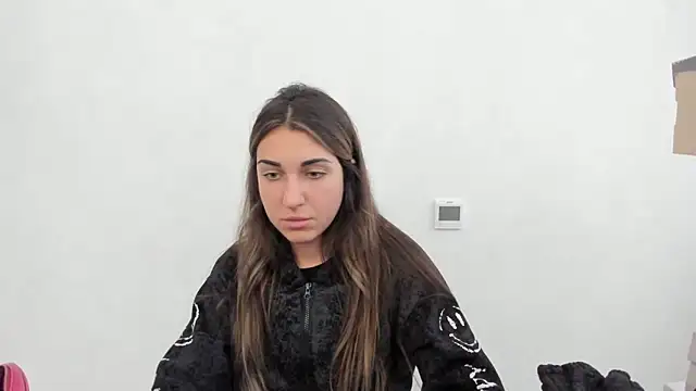 Snapshot of Summmmersky chatting on November 2025 01:06:02 PM Summmmersky online show from November 2025 01:06:02 PM