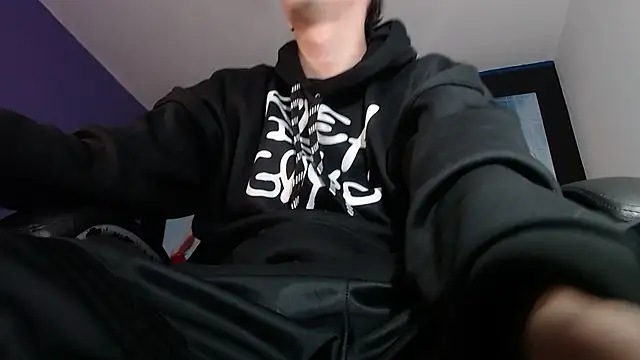 FrannBoy online show from December 2024 07:42:02 PM