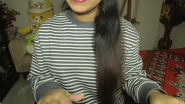 Most-Beautiful-Queen online show from December 2024 06:16:01 PM