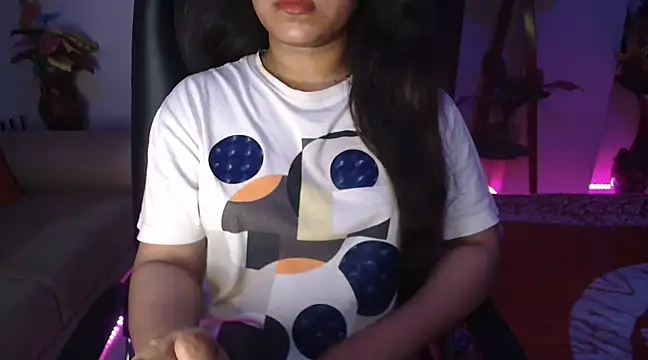 Most-Beautiful-Queen online show from March 2025 02:33:02 PM