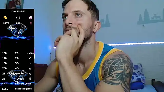 Snapshot of cuple_hoot_ chatting on October 2025 03:32:01 PM cuple hoot  online show from October 2025 03:32:01 PM