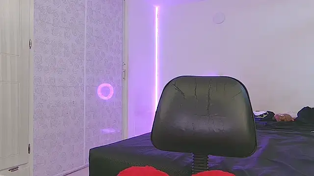 Lucy Fer5 online show from February 2026 02:33:01 PM