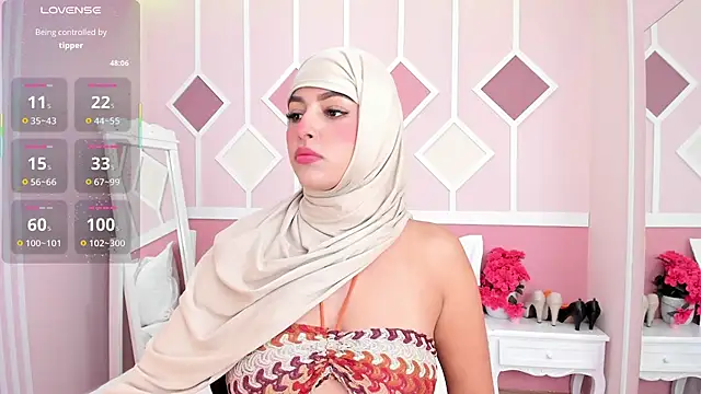 Lea nahid online show from April 2026 07:05:01 PM