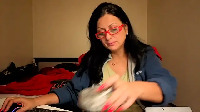 YourDreamLoverr online show from October 2025 11:14:01 PM