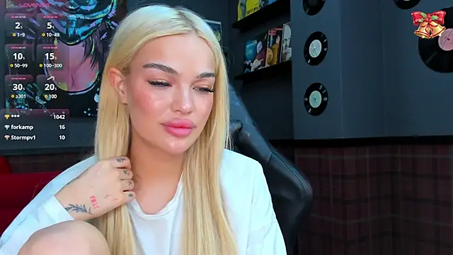 Snapshot of Angel_Sapphire_ chatting on March 2025 04:02:01 PM Angel Sapphire online show from March 2025 04:02:01 PM