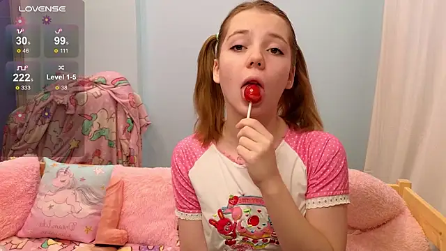 PrincessLittleKiki online show from December 2025 07:35:01 AM