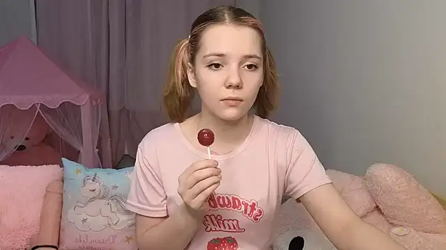 PrincessLittleKiki online show from February 2026 05:14:01 PM