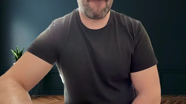 Mr Beef online show from March 2025 09:45:02 AM