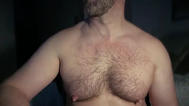 Mr Beef online show from December 2025 12:16:01 AM