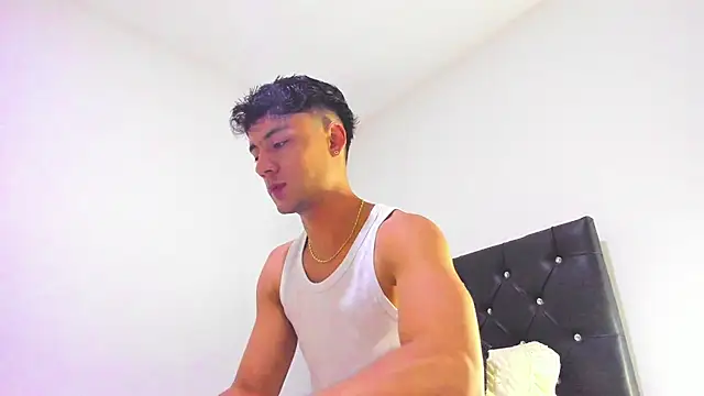 Snapshot of Sebastian-Dash chatting on January 2025 01:39:02 AM Sebastian-Dash online show from January 2025 01:39:02 AM