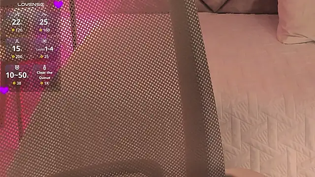 Snapshot of anna-henao chatting on February 2026 08:18:01 PM anna-henao online show from February 2026 08:18:01 PM