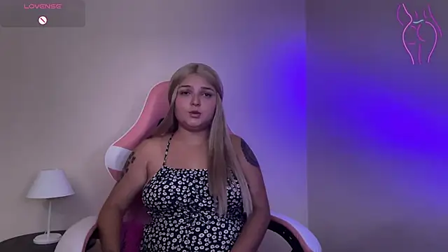 SweetPaige  online show from February 2025 08:28:02 PM