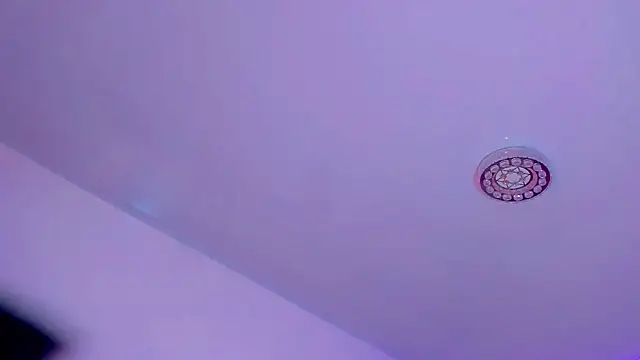 naomy  xx online show from March 2025 07:20:02 PM