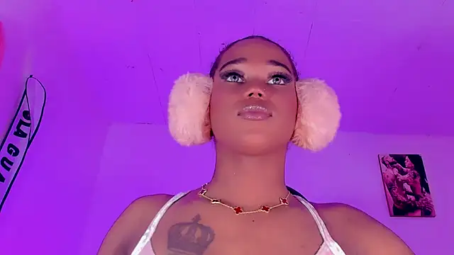 naomy  xx online show from October 2025 04:34:01 AM