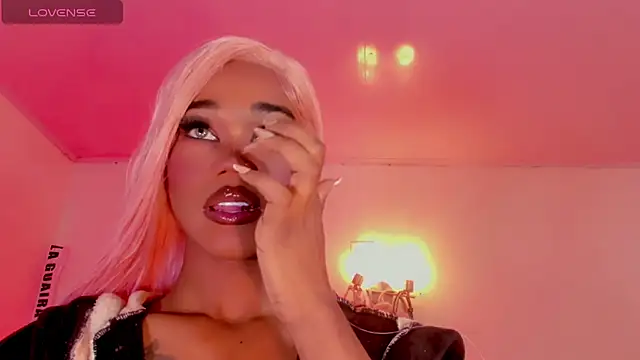 naomy  xx online show from February 2026 03:13:02 AM