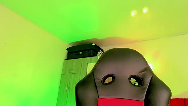 naomy  xx online show from March 2026 03:21:01 AM