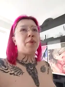 divine eve online show from March 2025 12:22:02 PM