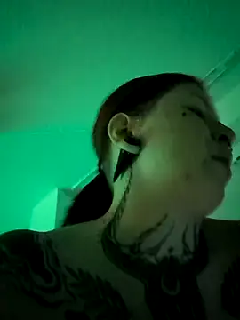 divine eve online show from December 2025 05:55:02 PM