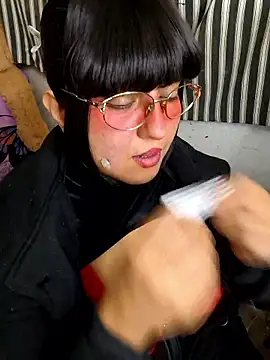 Derry Cooper online show from January 2026 02:44:01 PM