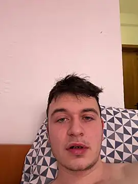 Kosty61  online show from February 2026 10:52:01 AM