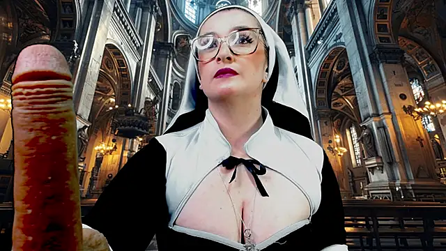 helenas fantasy online show from January 2025 02:57:02 AM