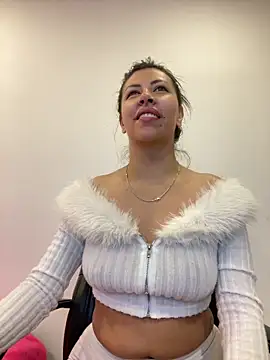 Snapshot of Alanna_atm_ chatting on March 2026 08:33:01 AM Alanna atm online show from March 2026 08:33:01 AM