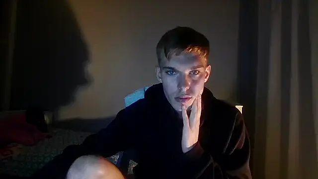 Snapshot of bluegaze6 chatting on December 2025 11:29:01 AM bluegaze6 online show from December 2025 11:29:01 AM