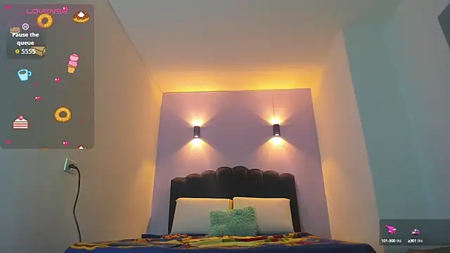 Sofia Clauss  online show from September 2025 03:50:01 AM